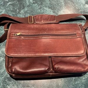 PeLe Leather Laptop bag.